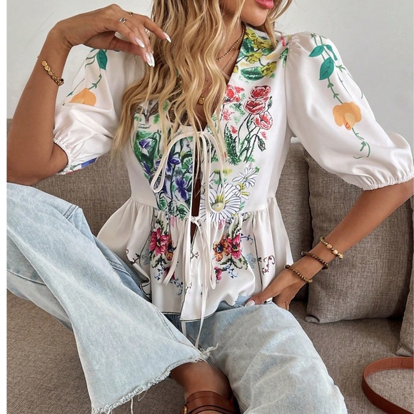 Boho Floral Print Front Tie Puff Sleeve Blouse - Picture 2 of 4